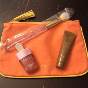 Make up bag with three beauty products!